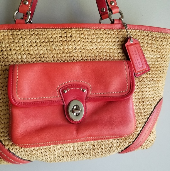 👜COACH HANDBAG - Picture 2 of 12